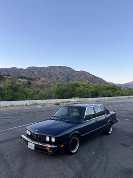 1987 BMW 535IS Sedan