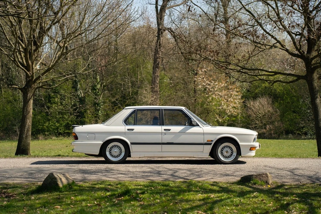 1987 BMW E28 5 Series - Image 2 of 30