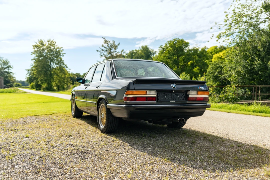 1987 BMW E28 M5 - Image 10 of 31