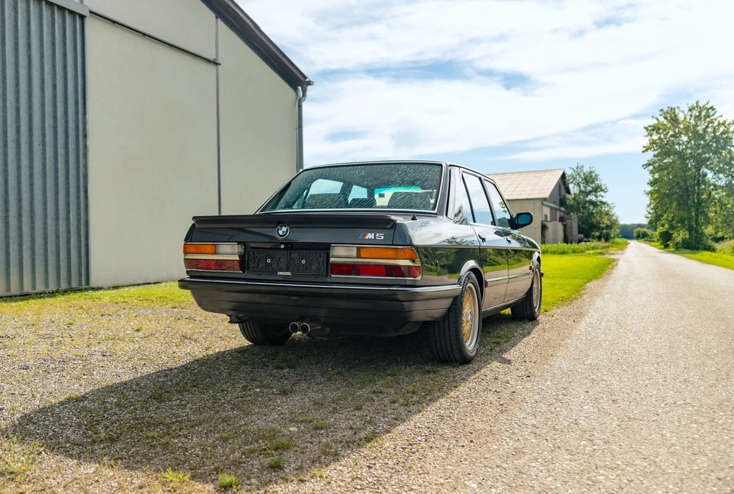 1987 BMW E28 M5 - Image 8 of 31