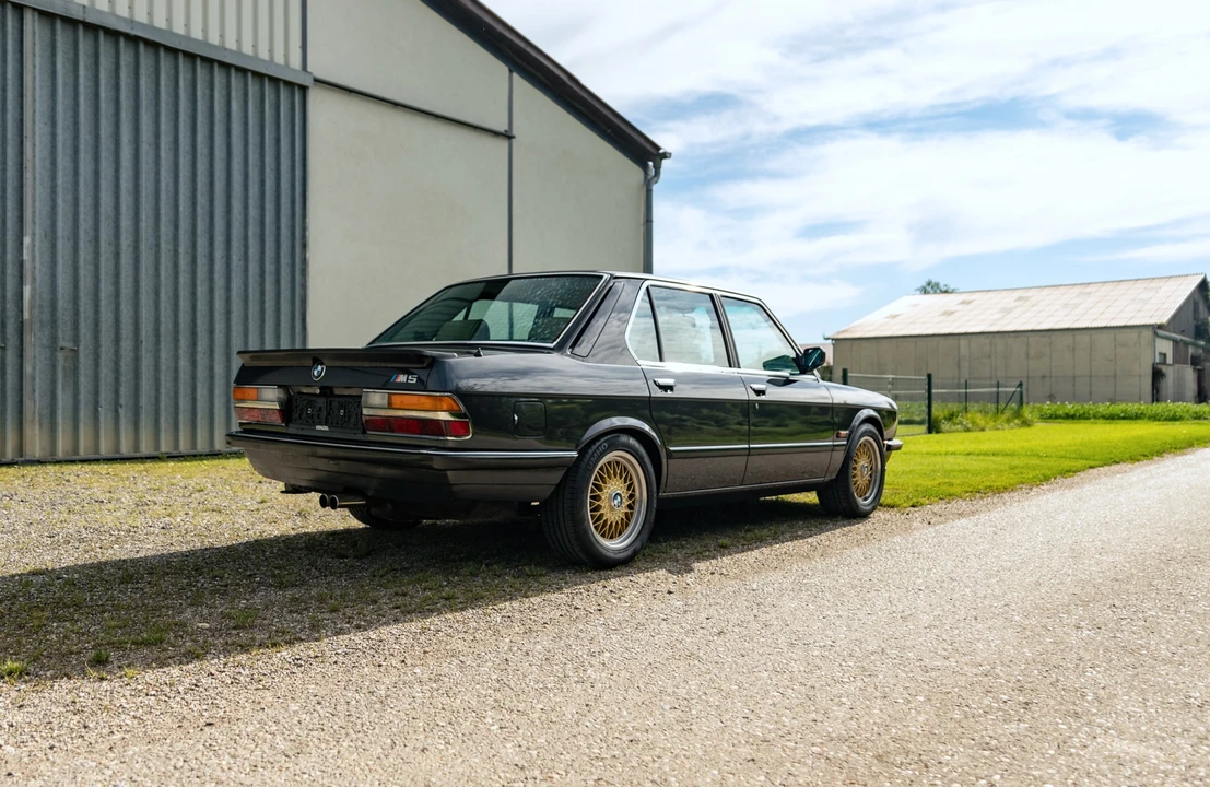 1987 BMW E28 M5 - Image 7 of 31