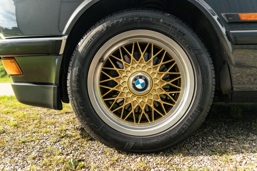 1987 BMW E28 M5 - Image 28 of 31