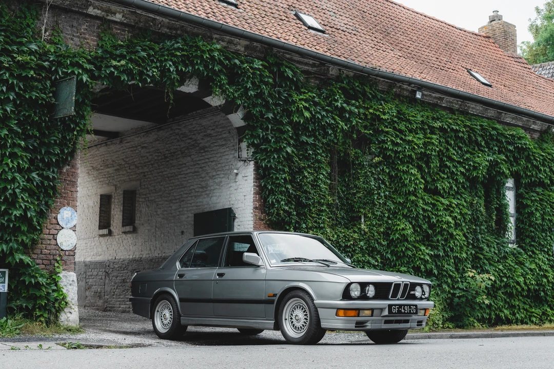 1987 BMW E28 M5 - Image 8 of 31