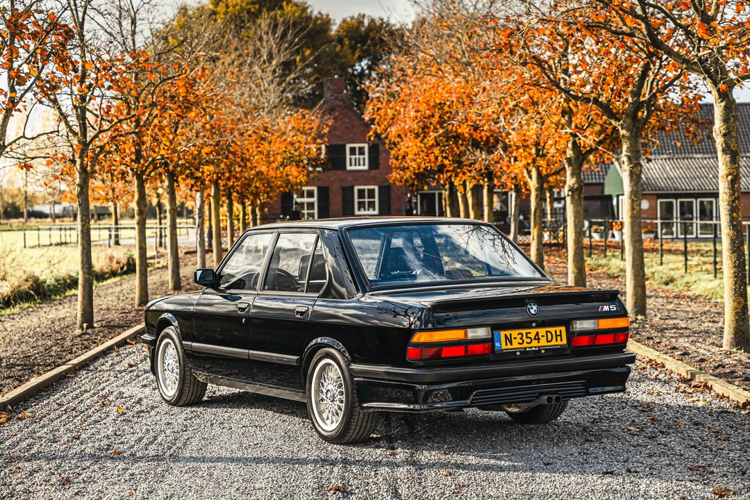 1987 BMW E28 M5 - Image 27 of 31