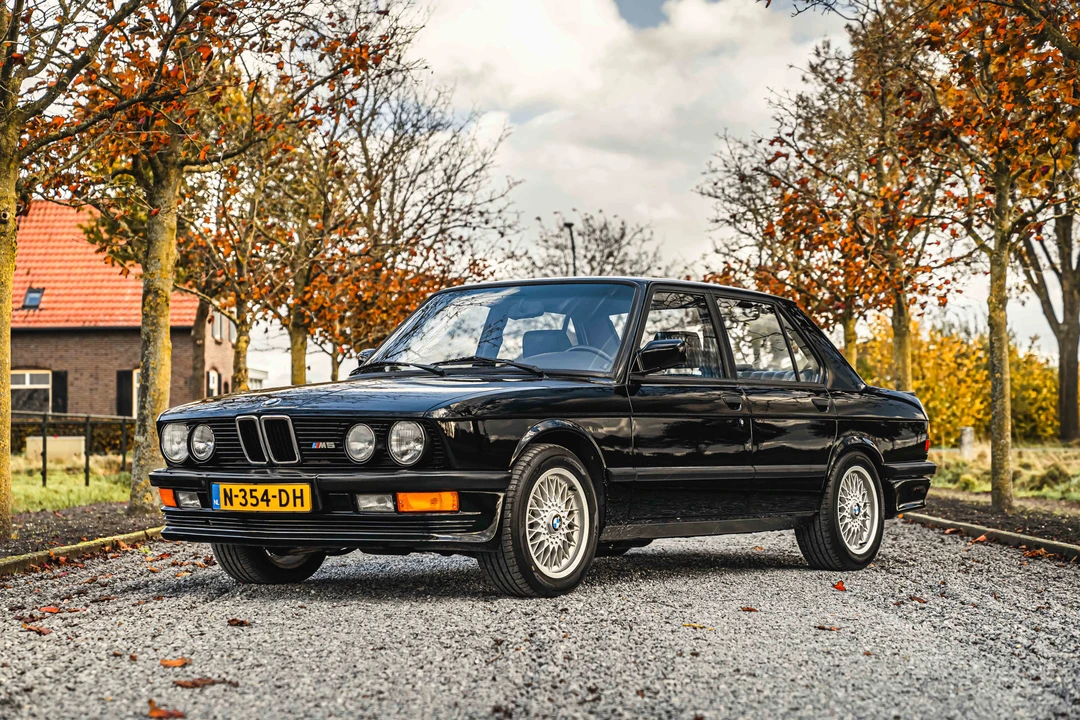 1987 BMW E28 M5 - Image 12 of 31