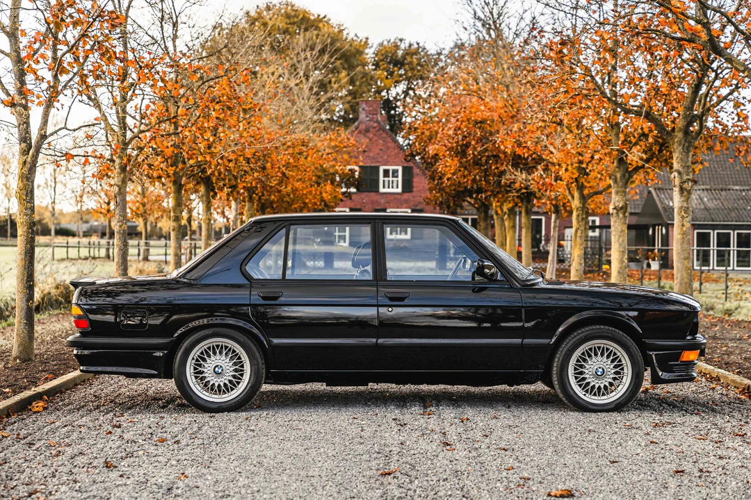 1987 BMW E28 M5 - Image 18 of 31