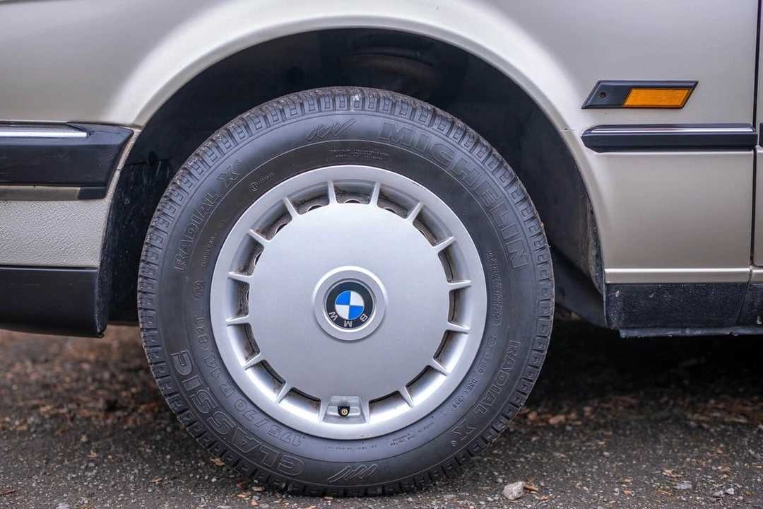 1987 BMW E30 3 Series - Image 29 of 30