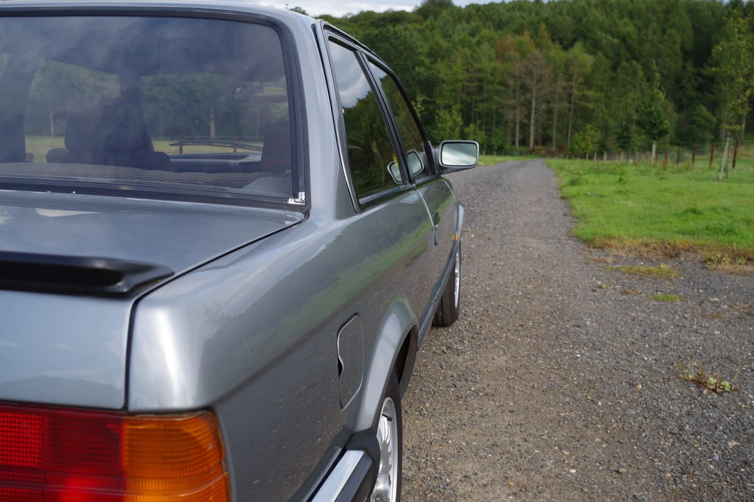 1987 BMW E30 3 Series - Image 16 of 31