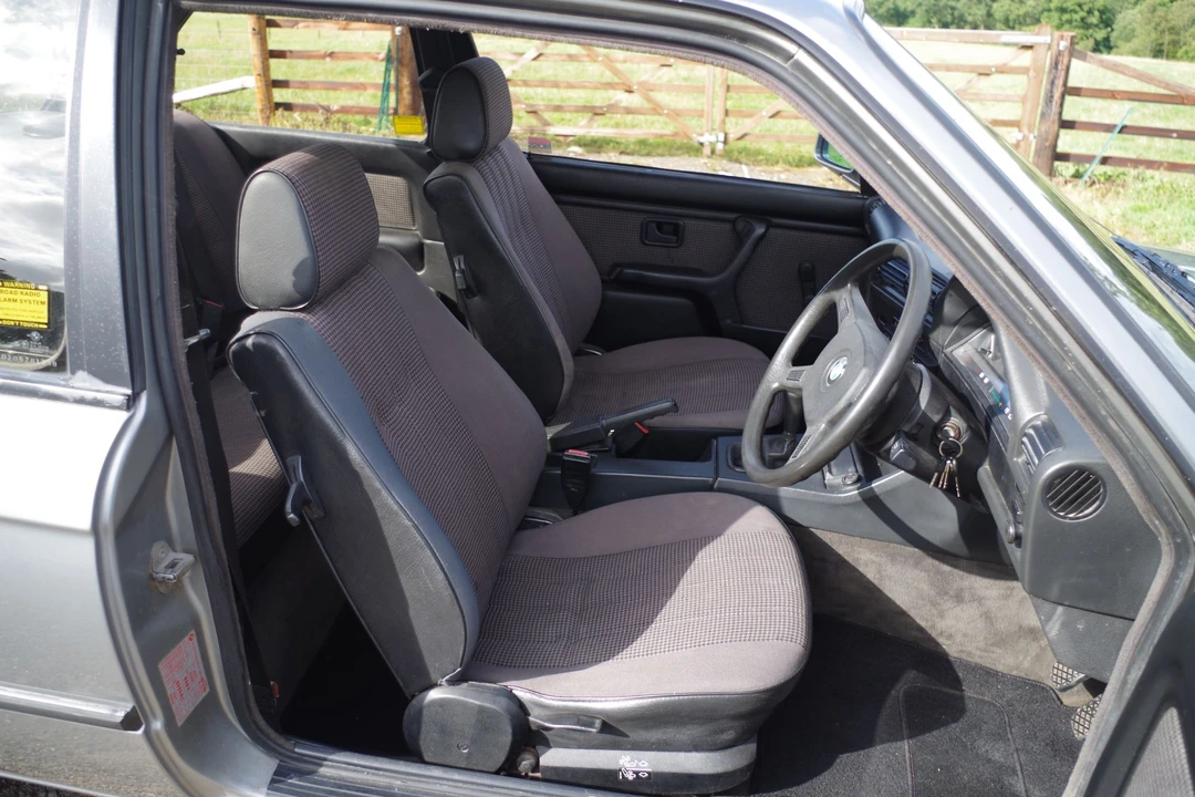 1987 BMW E30 3 Series - Image 23 of 31