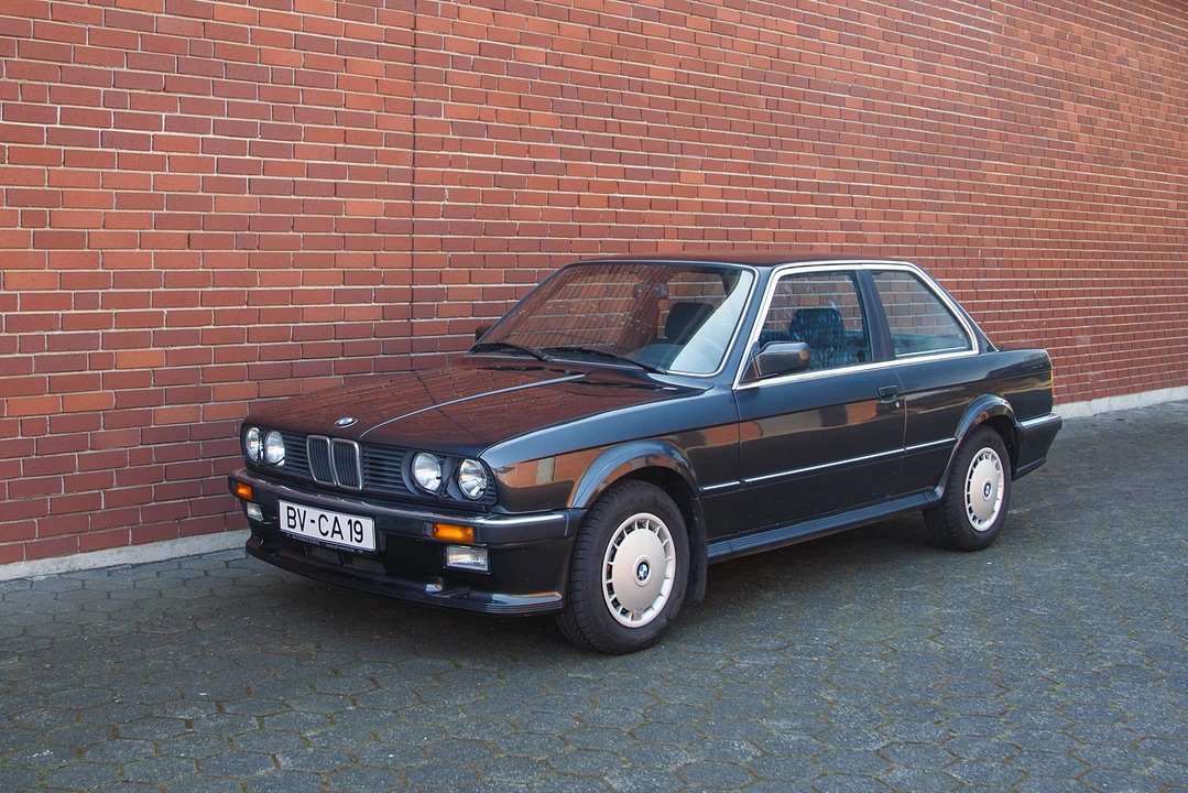 1987 BMW E30 3 Series - Image 5 of 31