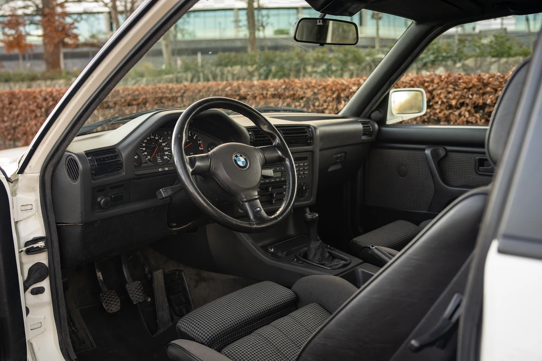 1987 BMW E30 M3 - Image 15 of 31