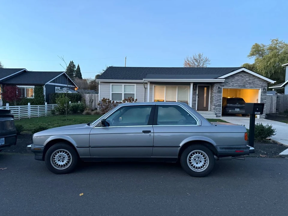 1987 BMW E30 3 Series - Image 4 of 5