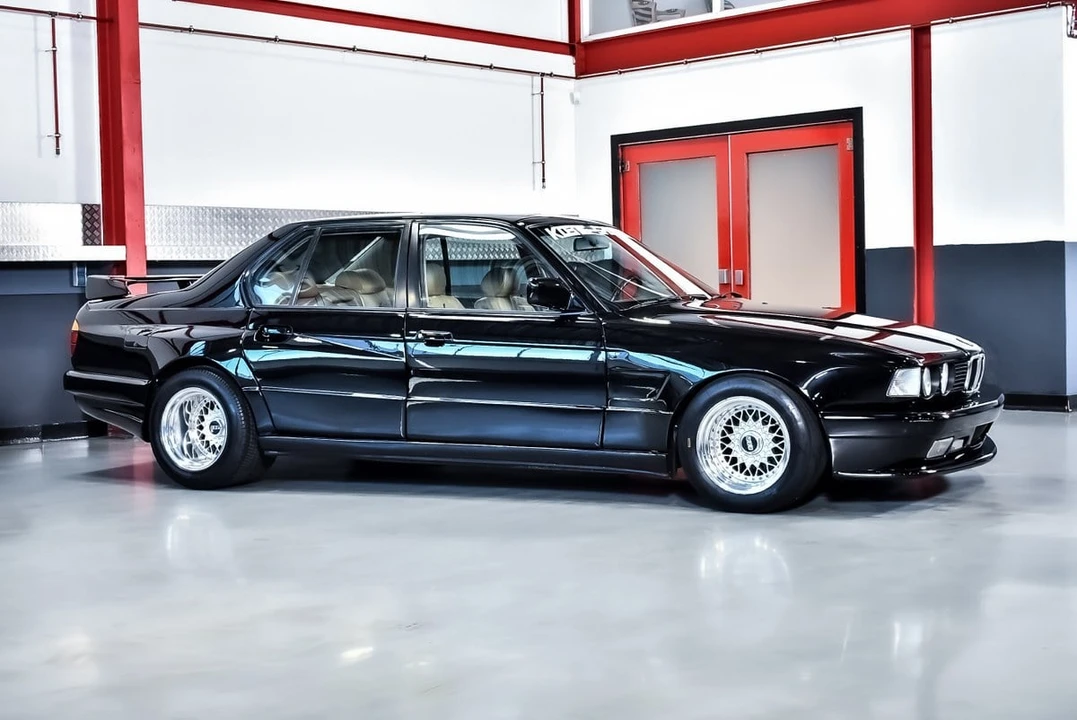 1987 BMW E32 7 Series - Image 13 of 30