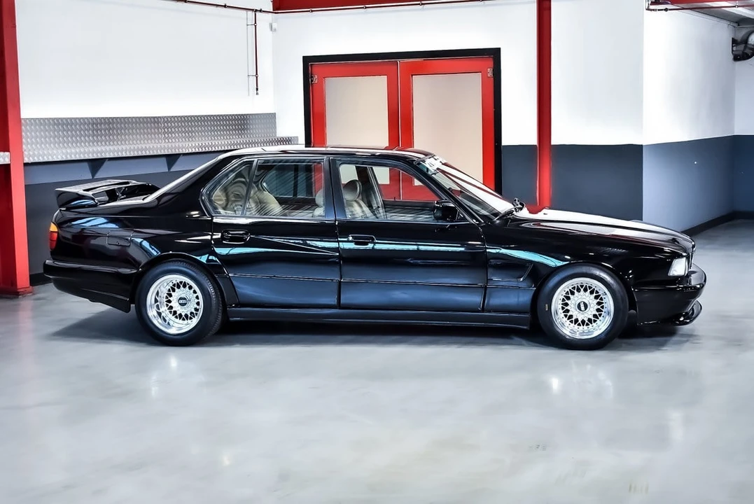 1987 BMW E32 7 Series - Image 14 of 30