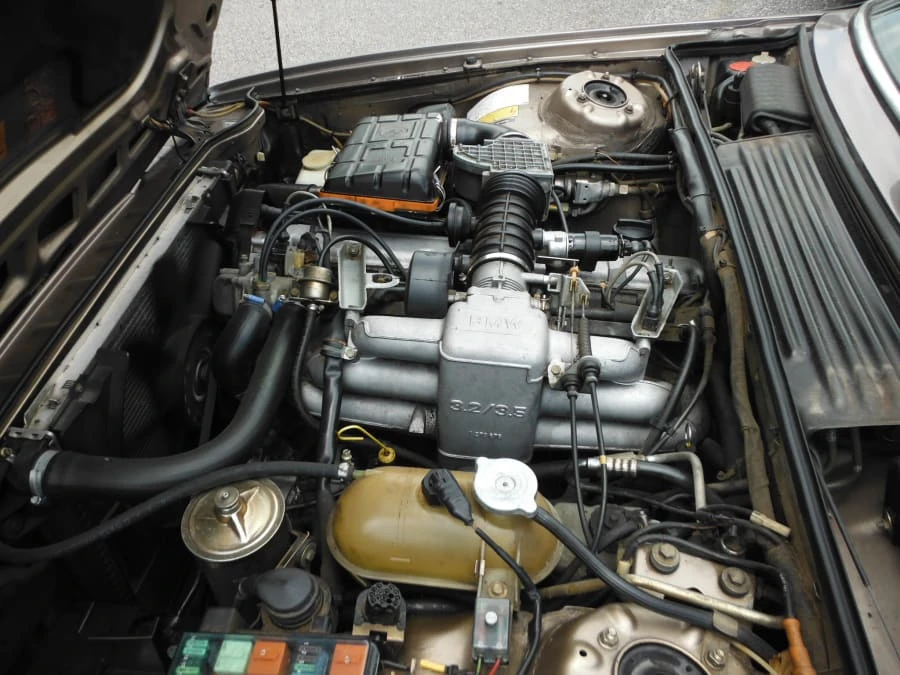 1987 BMW E24 6 Series - Image 6 of 6