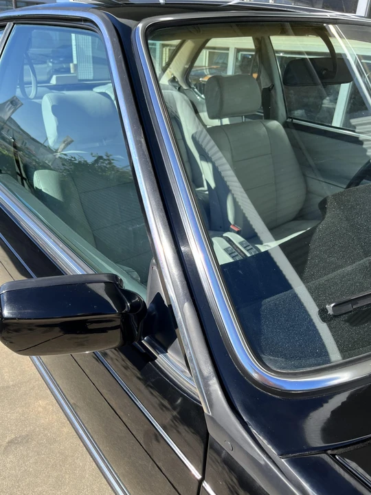 1987 BMW E24 6 Series - Image 21 of 31