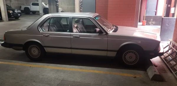 1987 BMW E32 7 Series - Image 17 of 18