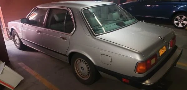 1987 BMW E32 7 Series - Image 18 of 18