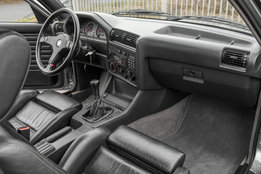 1987 BMW E30 M3 - Image 17 of 30