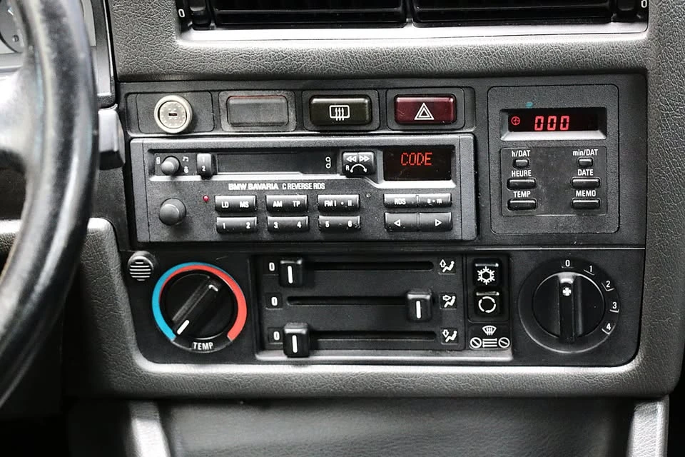 1987 BMW E30 M3 - Image 16 of 20