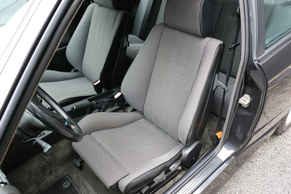 1987 BMW E30 M3 - Image 17 of 20