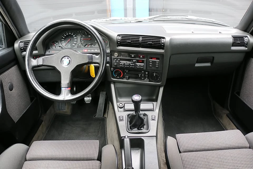 1987 BMW E30 M3 - Image 15 of 20