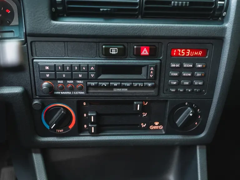 1987 BMW E30 M3 - Image 16 of 31