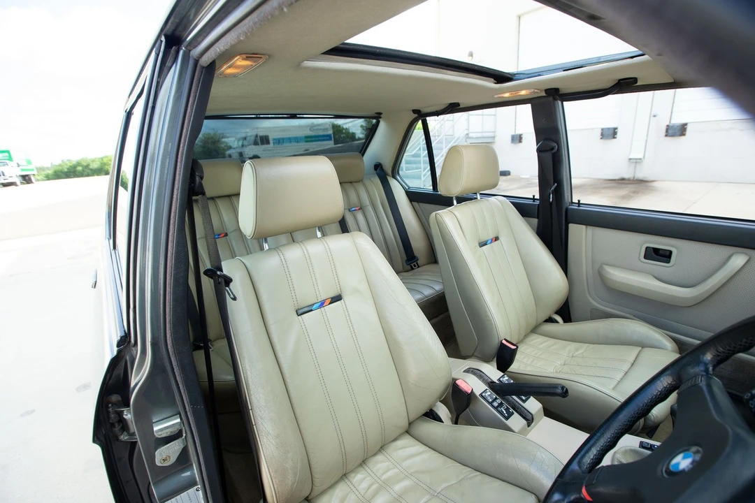 1987 BMW E28 M5 - Image 24 of 31