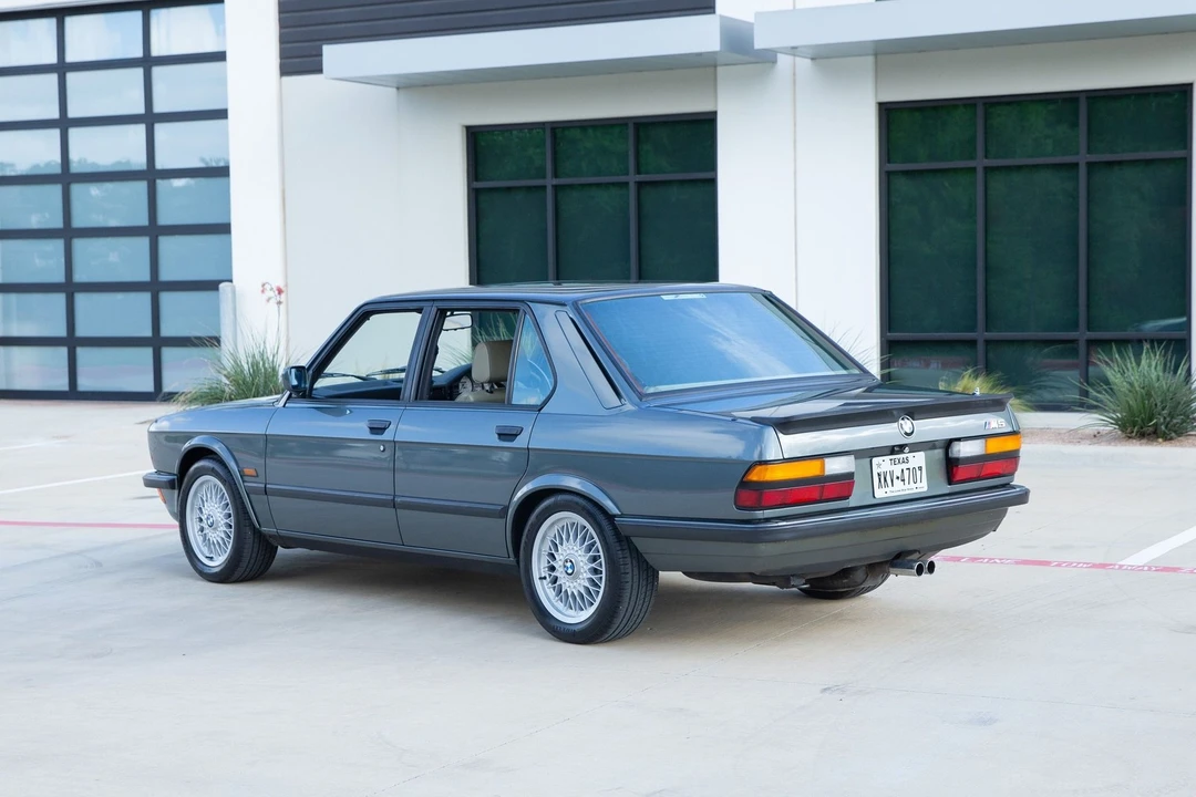 1987 BMW E28 M5 - Image 10 of 31