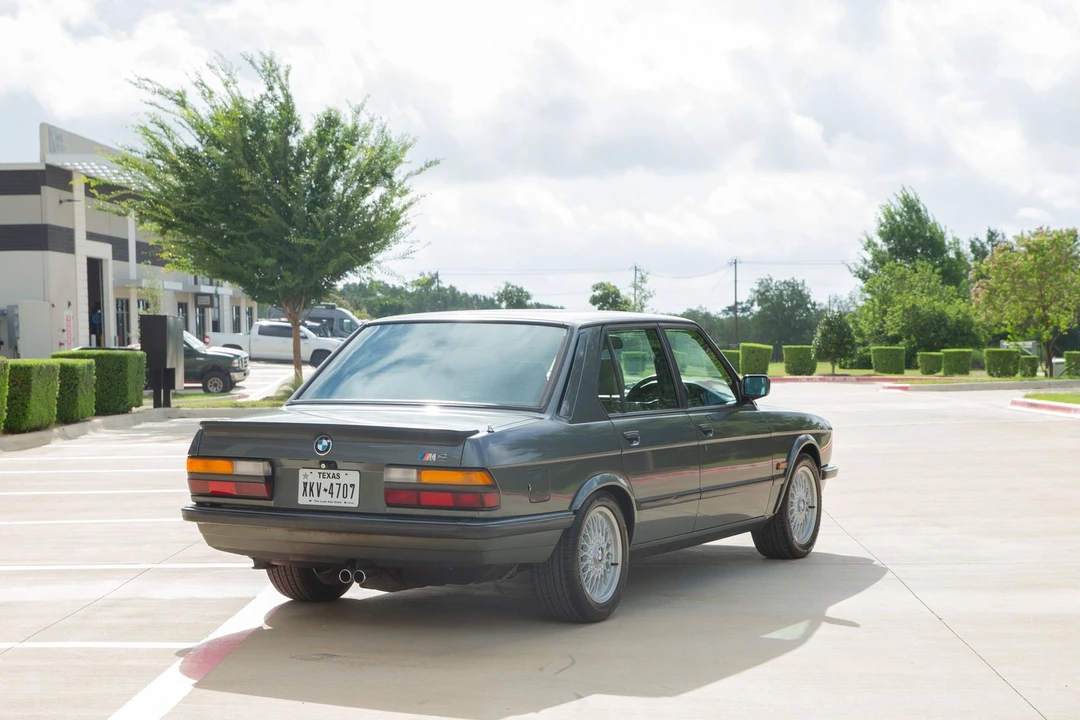 1987 BMW E28 M5 - Image 12 of 31