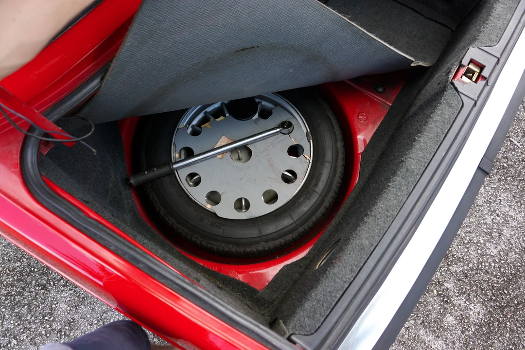 1987 BMW E24 M635CSi & M6 - Image 30 of 31