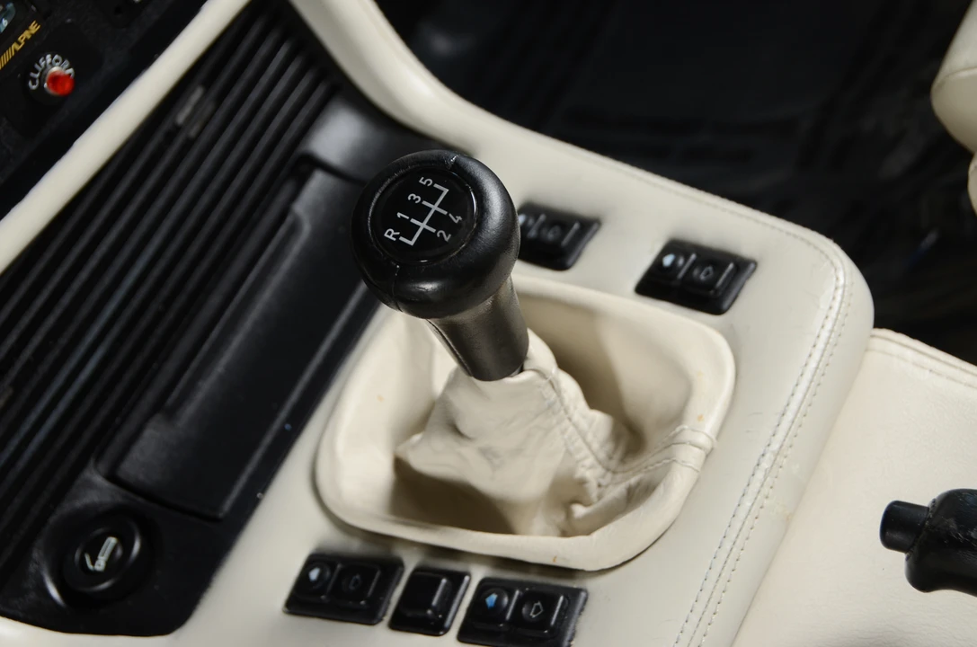 1987 BMW E24 M635CSi & M6 - Image 30 of 31