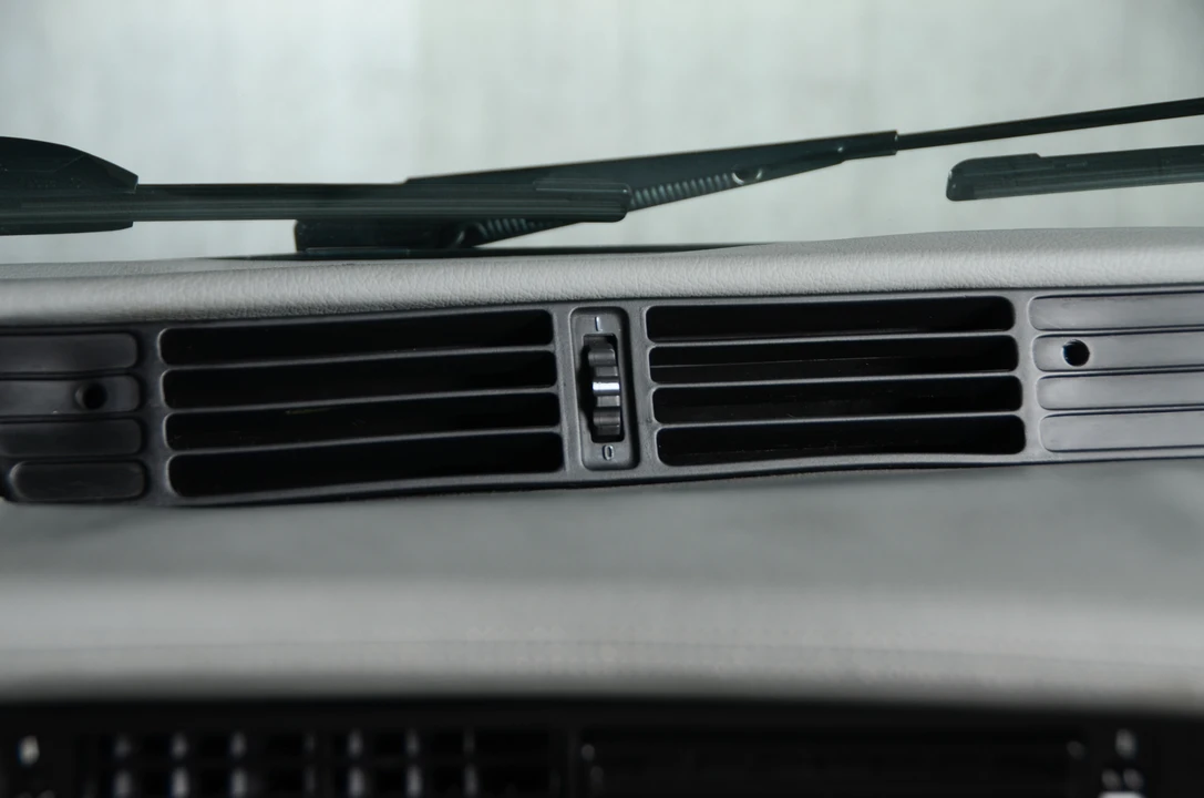 1987 BMW E24 M635CSi & M6 - Image 28 of 31