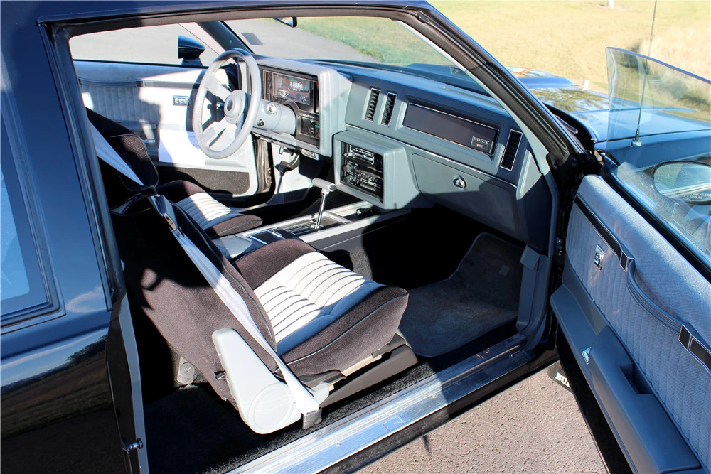 1987 Buick Grand National - Image 4 of 5