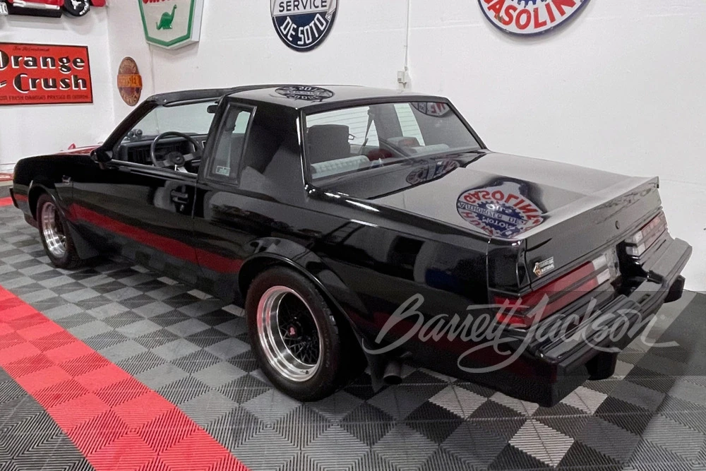 1987 Buick Grand National - Image 14 of 15