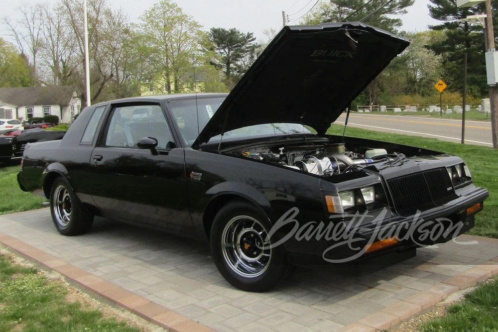 1987 Buick Grand National - Image 15 of 18