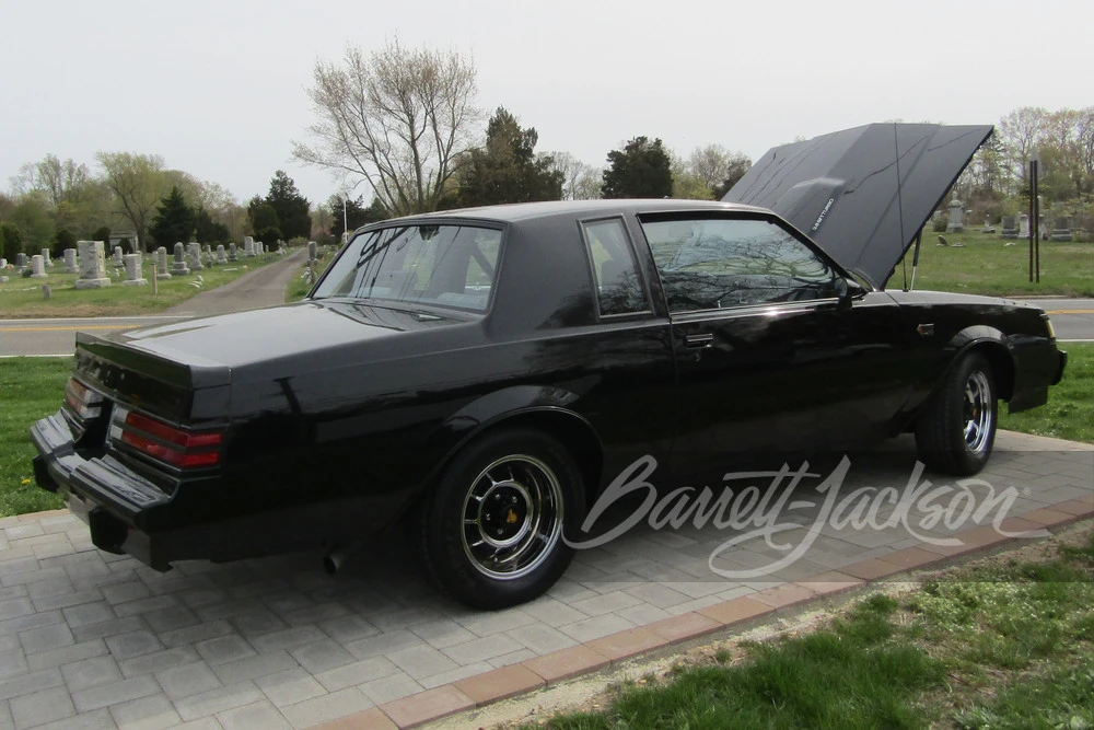1987 Buick Grand National - Image 17 of 18