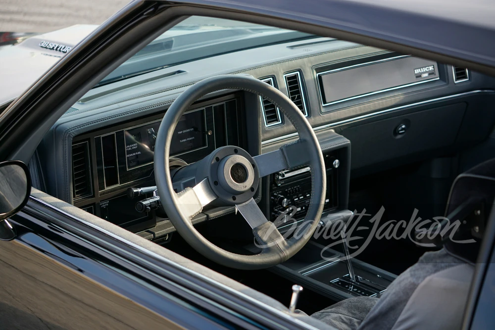 1987 Buick Grand National - Image 27 of 28