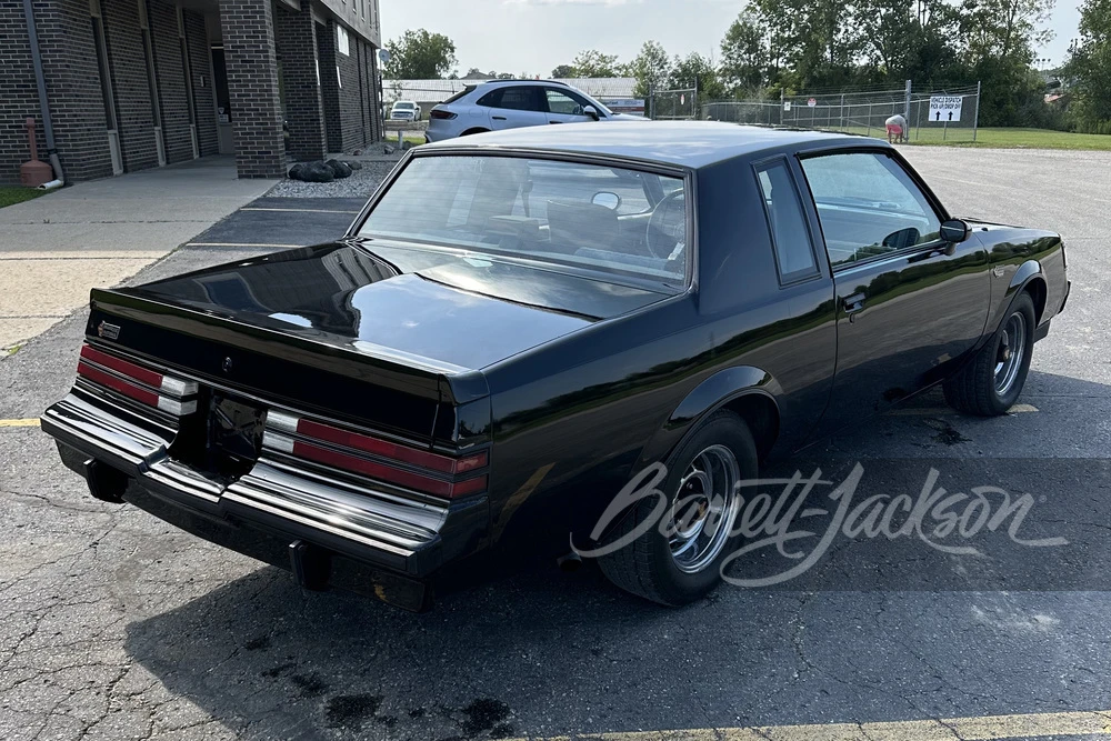 1987 Buick Grand National - Image 13 of 19