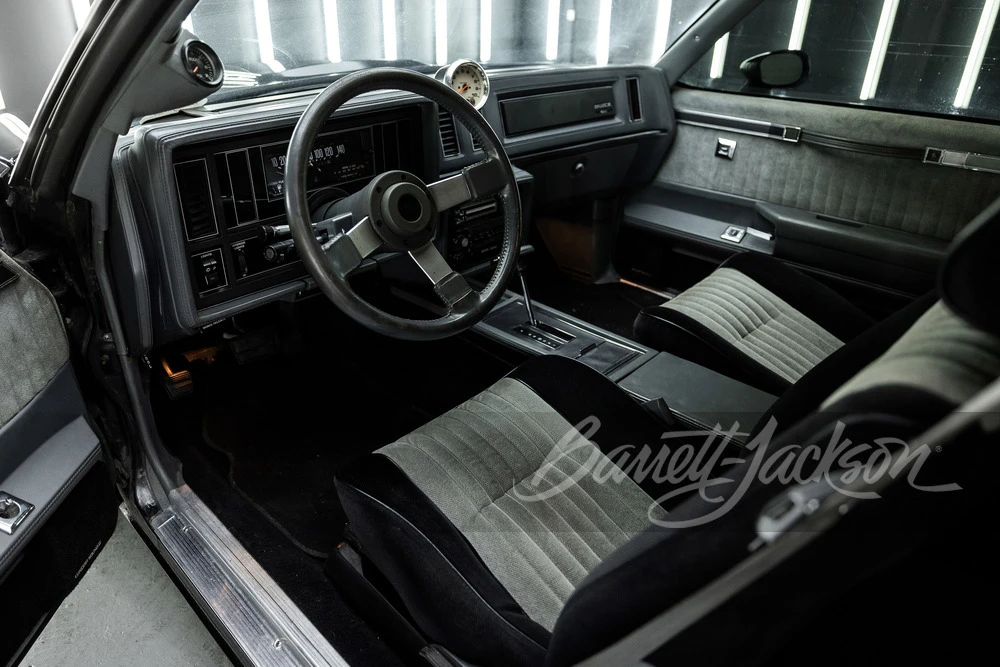 1987 Buick Grand National - Image 4 of 5