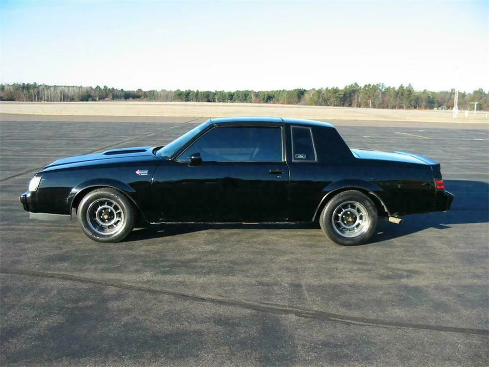 1987 Buick Grand National - Image 2 of 5