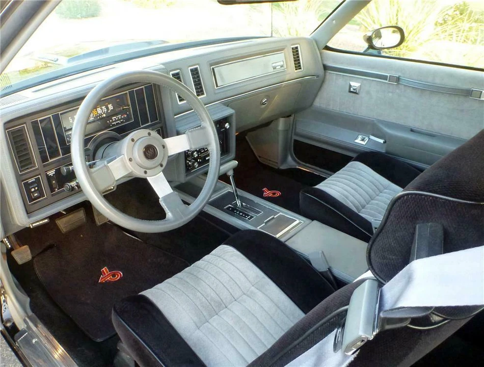 1987 Buick Grand National - Image 4 of 5