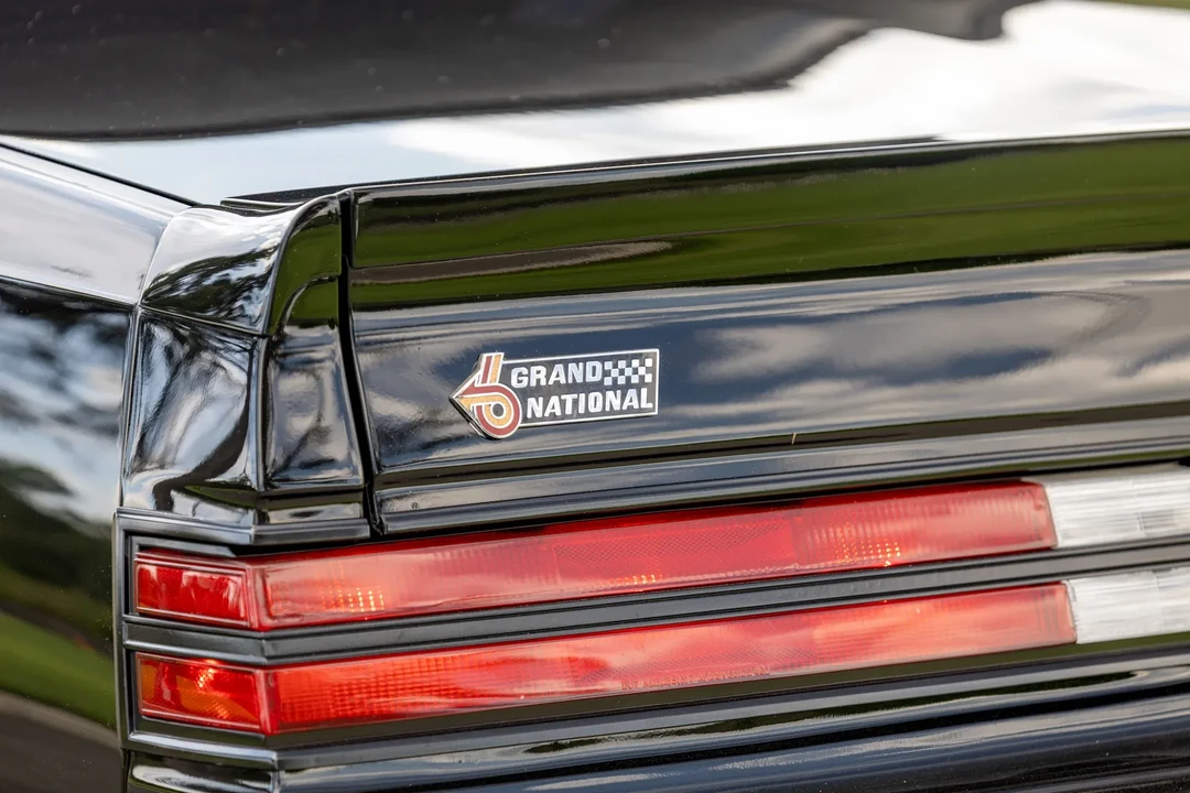 1987 Buick Grand National - Image 27 of 31