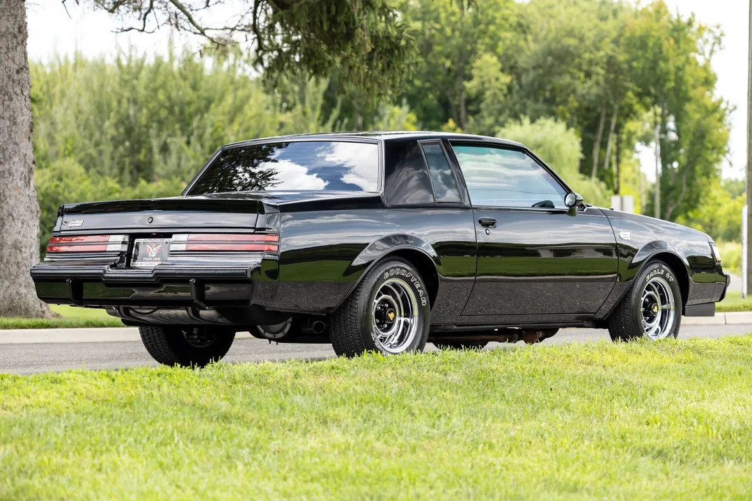 1987 Buick Grand National - Image 10 of 31