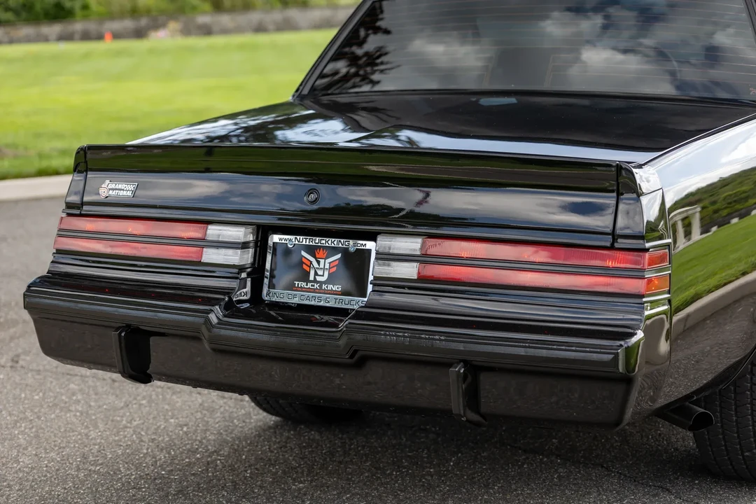 1987 Buick Grand National - Image 25 of 31