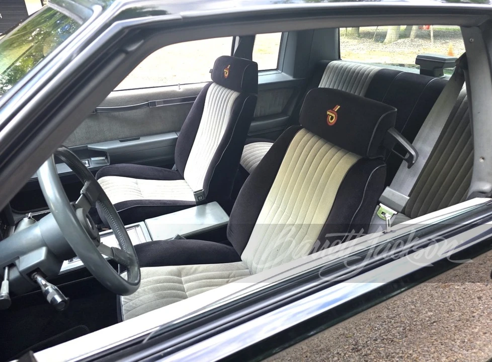 1987 Buick Grand National - Image 4 of 13