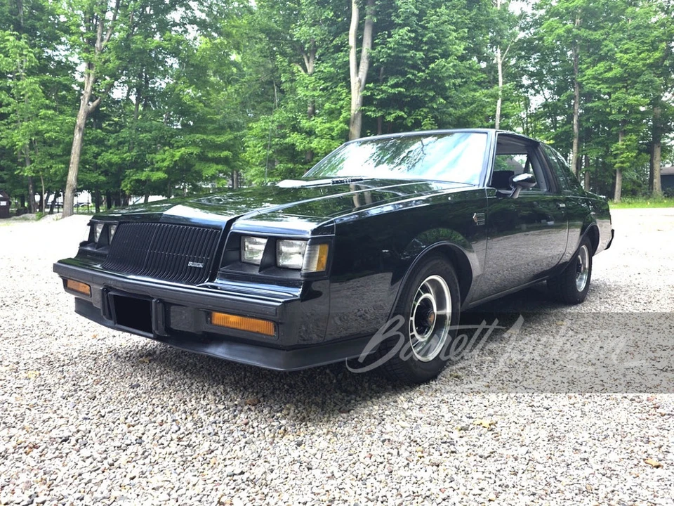 1987 Buick Grand National - Image 13 of 13