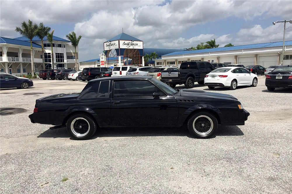 1987 Buick Grand National - Image 6 of 6