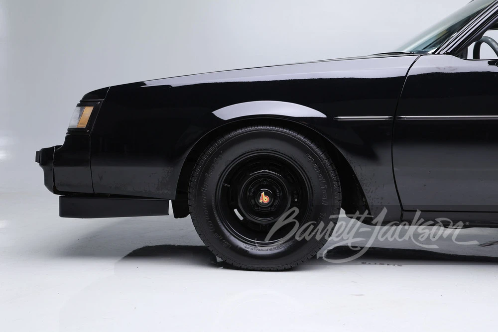1987 Buick Grand National - Image 21 of 31