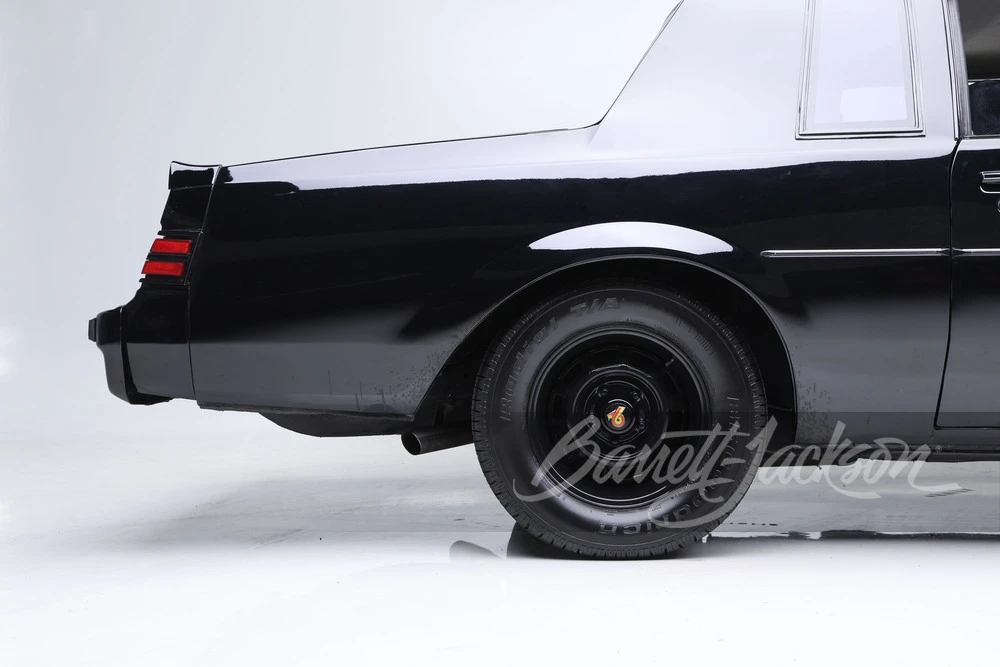 1987 Buick Grand National - Image 28 of 31